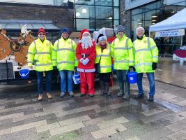 Santa and his little helpers!!